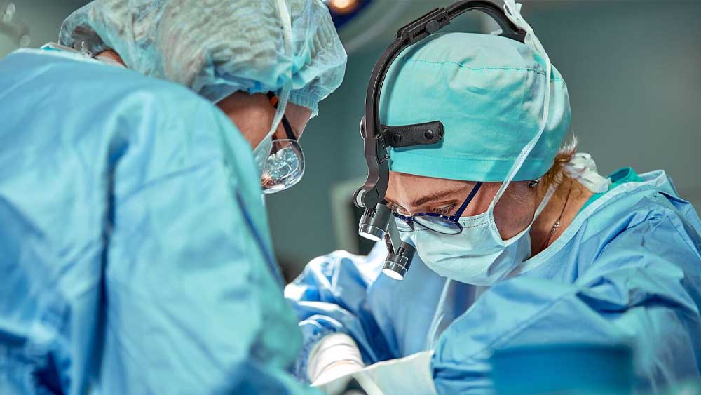 Trapianto d&rsquo;arteria polmonare al Sant&rsquo;Andrea di Roma, una prima mondiale che segna la storia della chirurgia toracica
