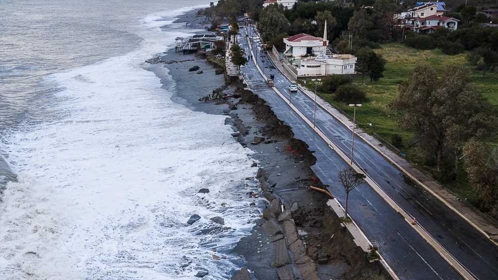 Ciclone Harry, emergenza nel Sud Italia e istituzioni in campo