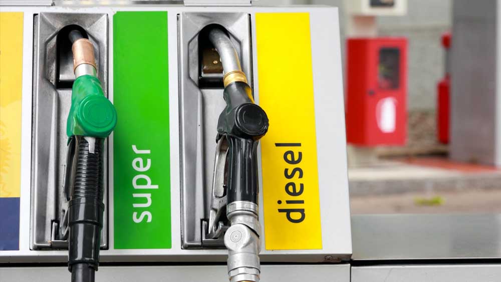 Carburanti sempre pi&ugrave; cari, quanto pesa davvero il rincaro sui consumatori