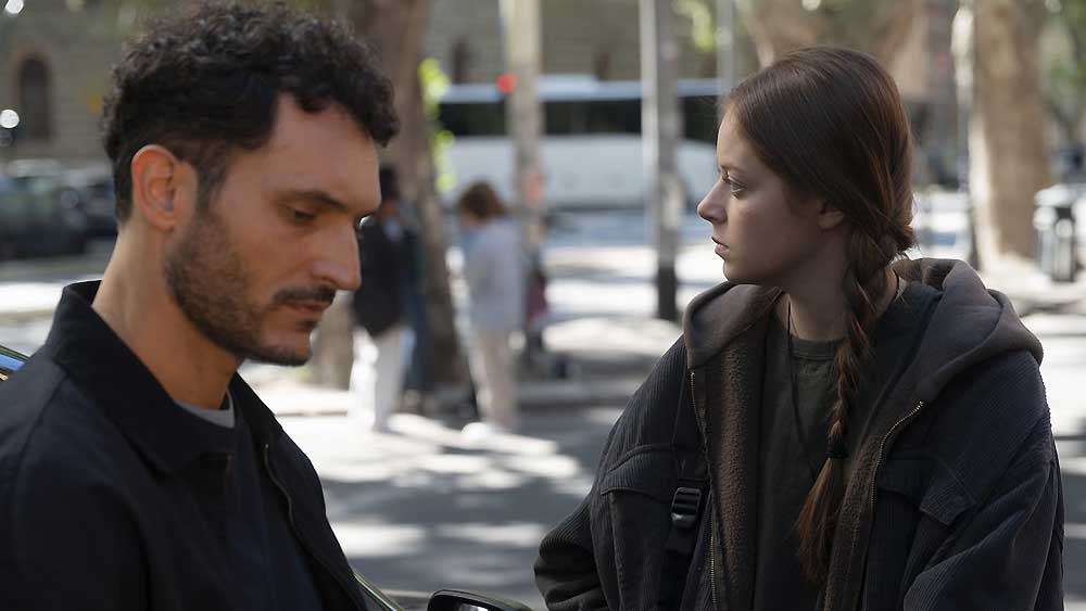 Qualcosa di lilla, il film Rai che accende i riflettori sulla bulimia