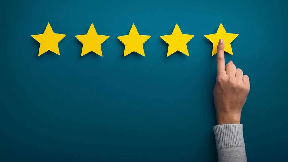 Recensioni online, cosa cambia davvero da oggi