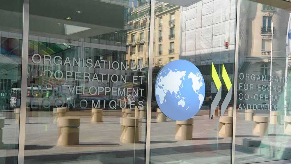 Italia, conti pubblici sotto pressione